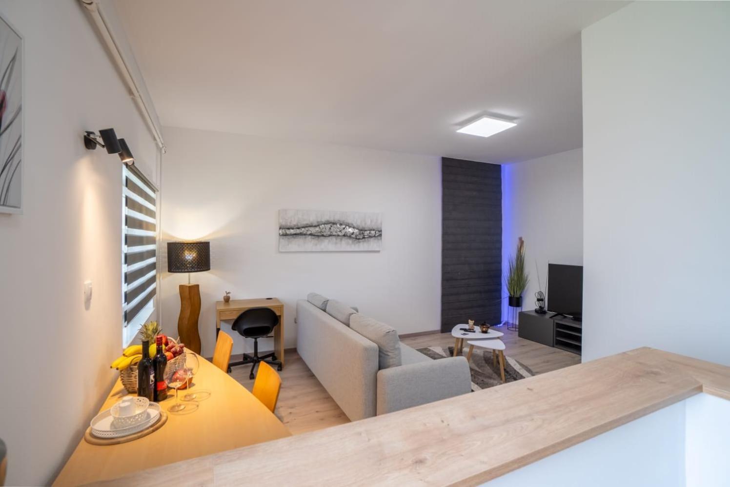 Apartman Mihovil Gospić Dış mekan fotoğraf